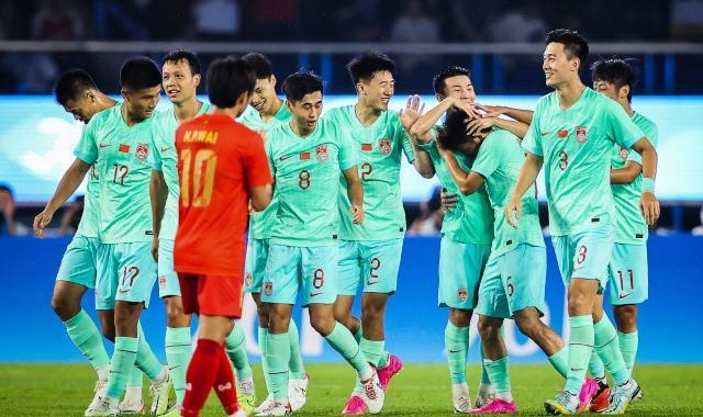 博鱼电竞-【亚运】谭龙双响戴伟浚建功 中国4比0缅甸提前出线